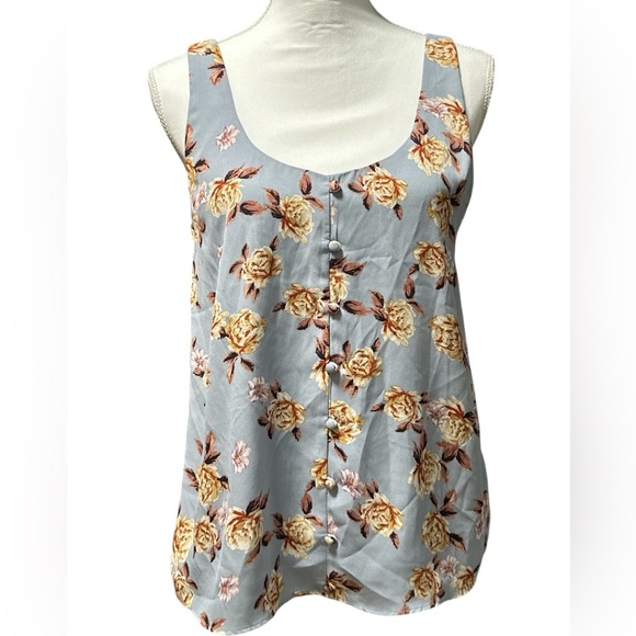 Daytrip Tops - The Buckle Daytrip - Floral Sleeveless Blouse